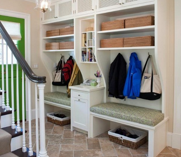 玄关的墙面装修.jpg 玄关的墙面装修.jpg