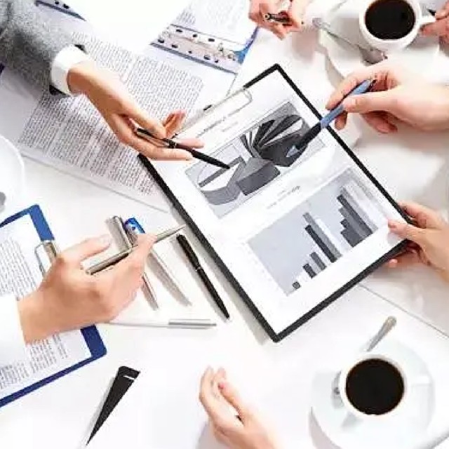 异形空间排版头疼